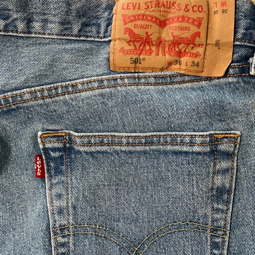 Levi's Light Blue Straight Jeans